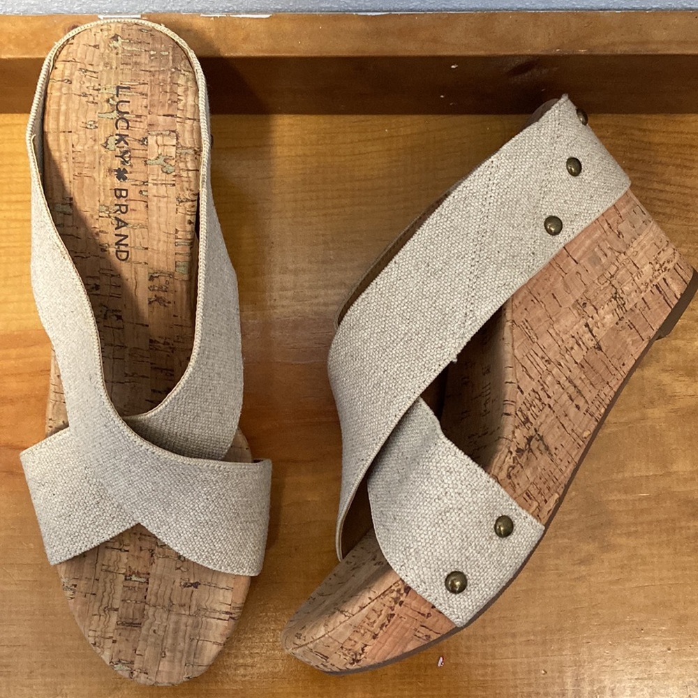 Lucky Brand Beige Wedges